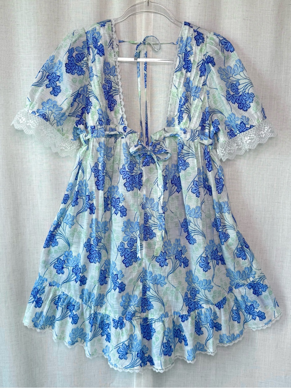 Anthropologie LyreBird Blue Floral Puff Sleeve Romper NWT Size Small